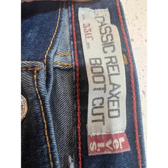 LEVIS CLASSIC RELAXED FIT BOOT CUT WOMENS MEDIUM - Picture 2 of 6